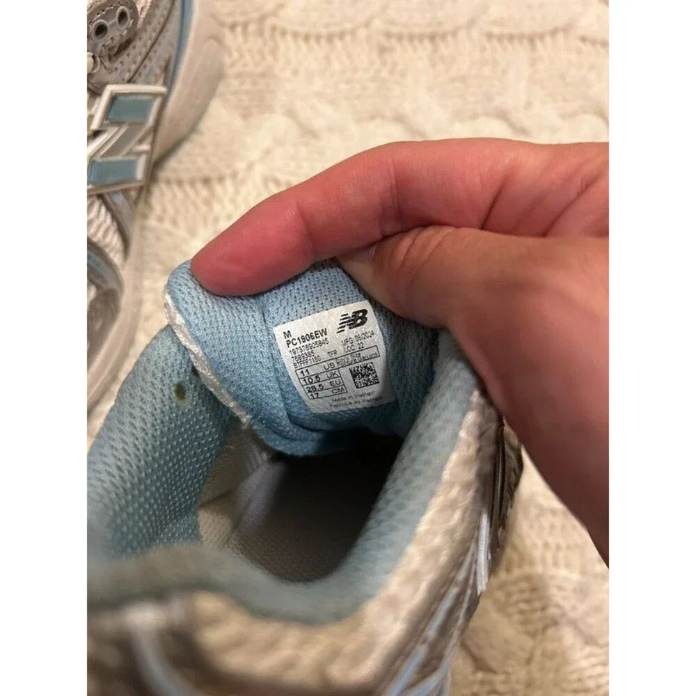 New Balance Size 11 Girls 1906 Athletic Tennis Shoes